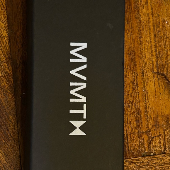 MVMT Aviator Sunglasses. - Picture 5 of 5